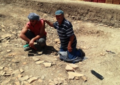 Torre di Satriano (PZ). Mr. Carlo Greco, owner of the field, hopes in another rich finding.